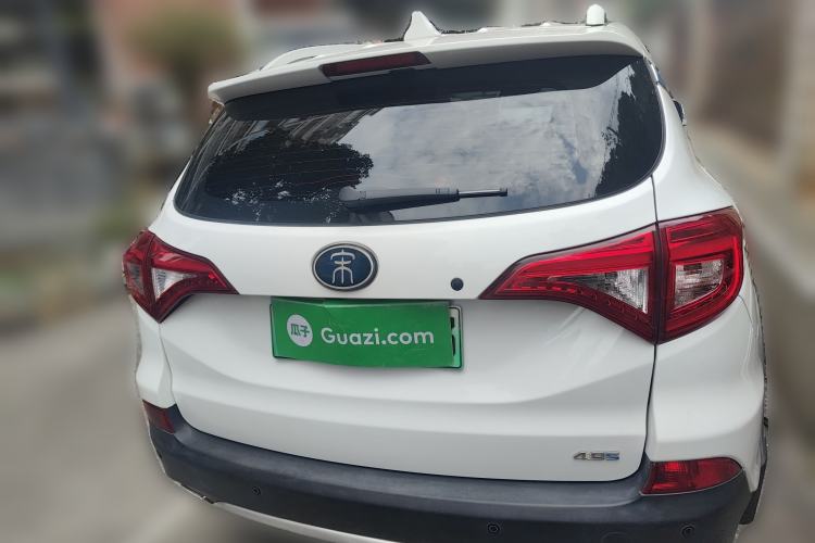 Used BYD Song New Energy 2017 Song DM 1.5TID All-Wheel Drive Luxury Model Rear