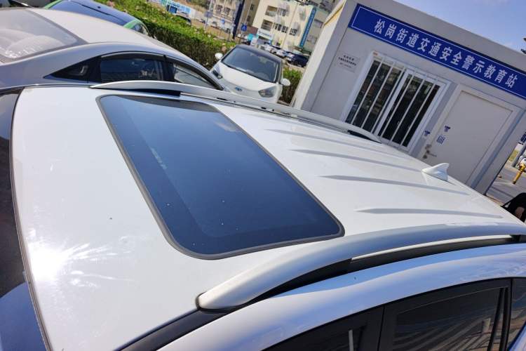 Used BYD Song New Energy 2017 Song DM 1.5TID All-Wheel Drive Luxury Model Roof