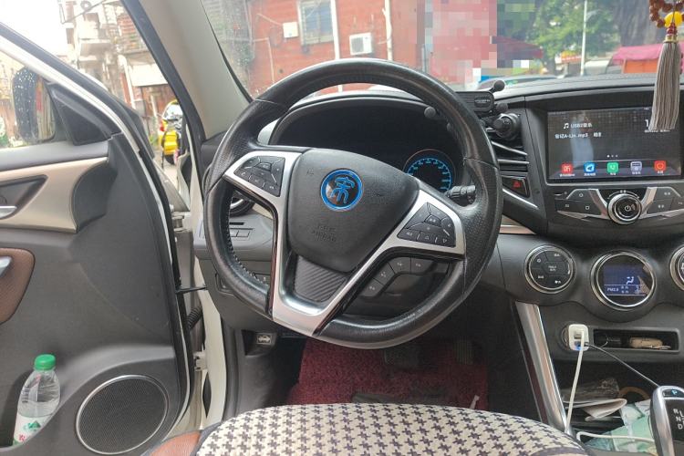 Used BYD Song New Energy 2017 Song EV300 Prestige Model Steering Wheel