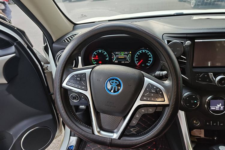 Used BYD Song New Energy 2017 Song EV300 Prestige Model Steering Wheel