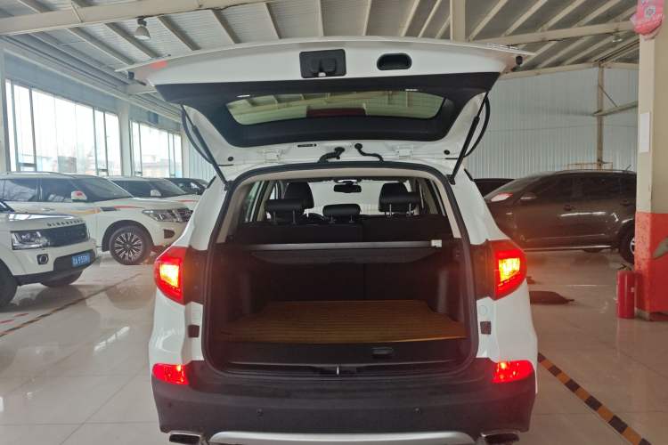 Used BYD Song New Energy 2017 Song DM 1.5TID All-Wheel Drive Prestige Model Trunk