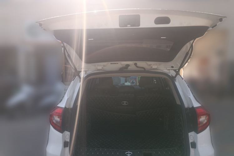 Used BYD Song New Energy 2017 Song EV300 Prestige Model Trunk