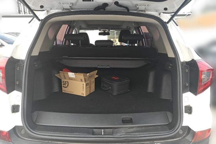 Used BYD Song New Energy 2017 Song DM 1.5TID All-Wheel Drive Prestige Model Trunk