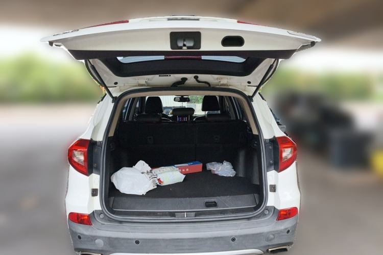 Used BYD Song New Energy 2017 Song DM 1.5TID All-Wheel Drive Luxury Model Trunk