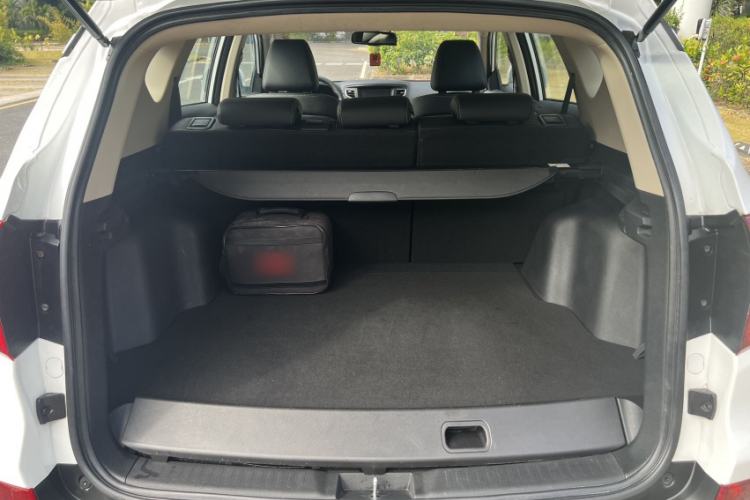Used BYD Song New Energy 2017 Song DM 1.5TID All-Wheel Drive Luxury Model Trunk