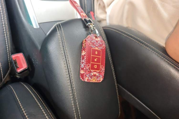 Used BYD Song New Energy 2017 Song DM 1.5TID All-Wheel Drive Luxury Model Vehicle Key
