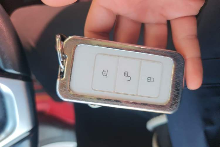 Used BYD Song New Energy 2017 Song EV300 Prestige Model Vehicle Key