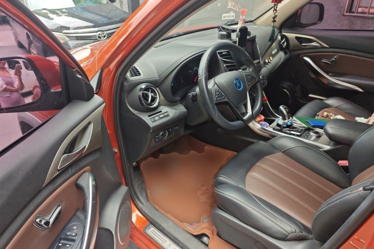 Used BYD Song New Energy 2017 Song DM 1.5TID All-Wheel Drive Prestige Model Driver Seat