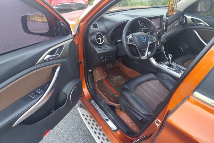 Used BYD Song New Energy 2017 Song DM 1.5TID All-Wheel Drive Luxury Model Driver Seat