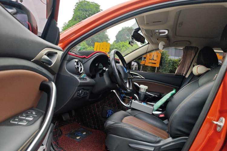 Used BYD Song New Energy 2017 Song DM 1.5TID All-Wheel Drive Luxury Model Driver Seat
