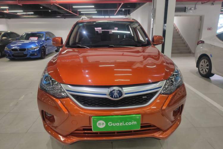 Used BYD Song New Energy 2017 Song DM 1.5TID All-Wheel Drive Luxury Model Front
