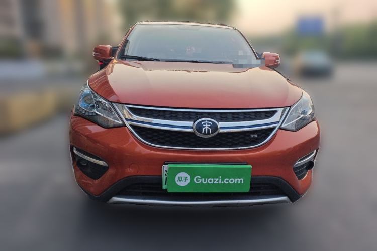 Used BYD Song New Energy 2017 Song DM 1.5TID All-Wheel Drive Luxury Model Front