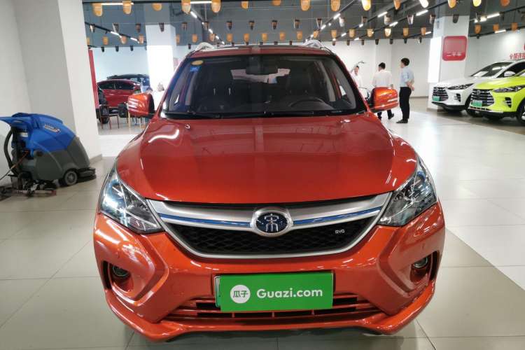 Used BYD Song New Energy 2017 Song DM 1.5TID All-Wheel Drive Luxury Model Front