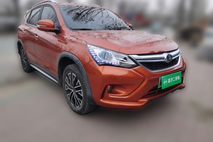 Used BYD Song New Energy 2017 Song EV300 Prestige Model Front Right 45 Deg