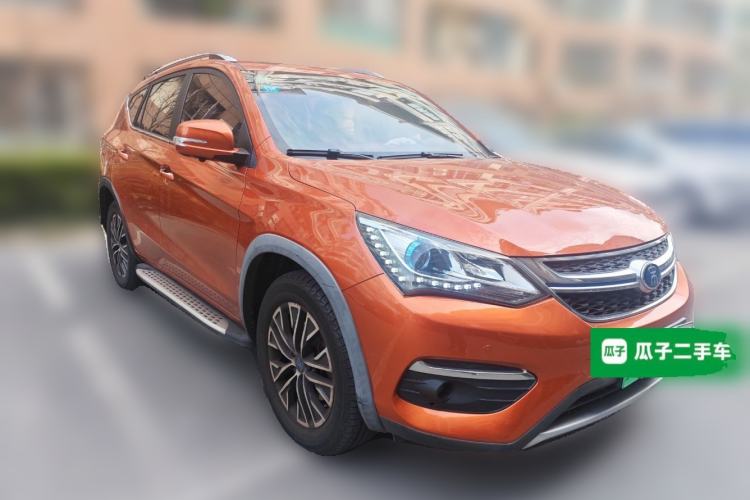 Used BYD Song New Energy 2017 Song DM 1.5TID All-Wheel Drive Prestige Model Front Right 45 Deg