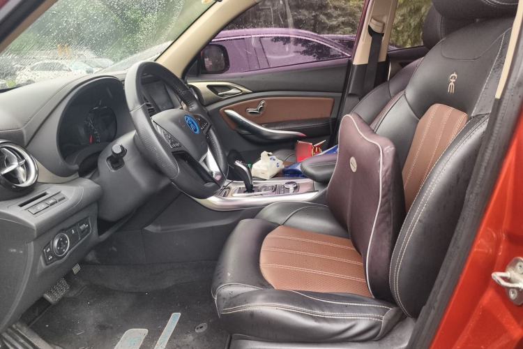 Used BYD Song New Energy 2017 Song DM 1.5TID All-Wheel Drive Prestige Model Left Front Seat