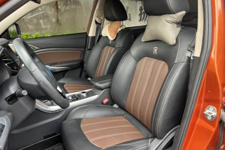 Used BYD Song New Energy 2017 Song DM 1.5TID All-Wheel Drive Luxury Model Left Front Seat