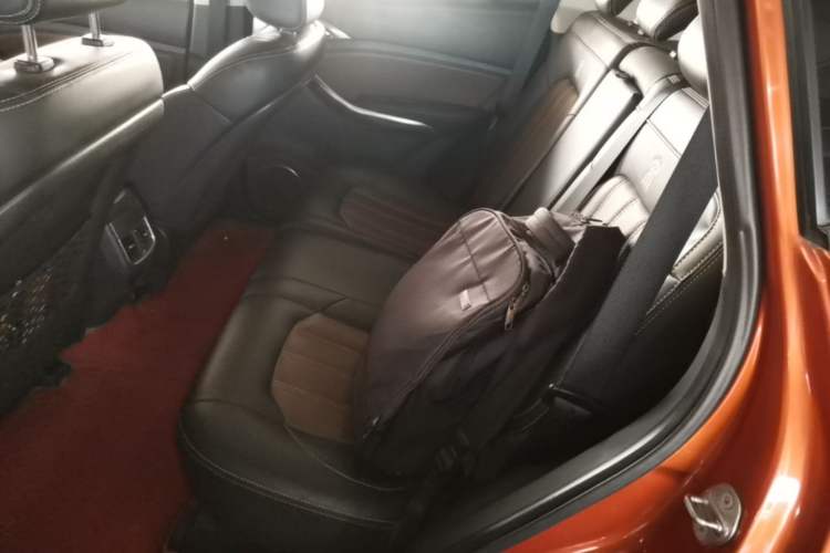 Used BYD Song New Energy 2017 Song DM 1.5TID All-Wheel Drive Luxury Model Left Rear Seat