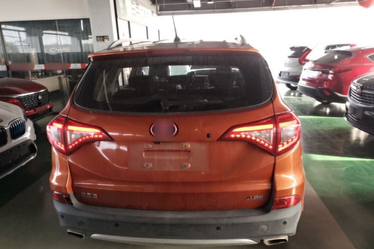 Used BYD Song New Energy 2017 Song DM 1.5TID All-Wheel Drive Luxury Model Rear