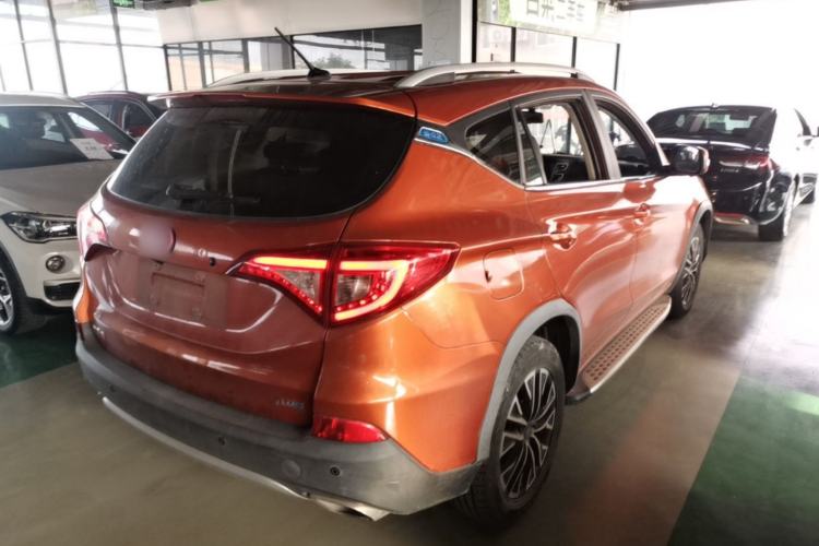 Used BYD Song New Energy 2017 Song DM 1.5TID All-Wheel Drive Luxury Model Rear Right 45 Deg