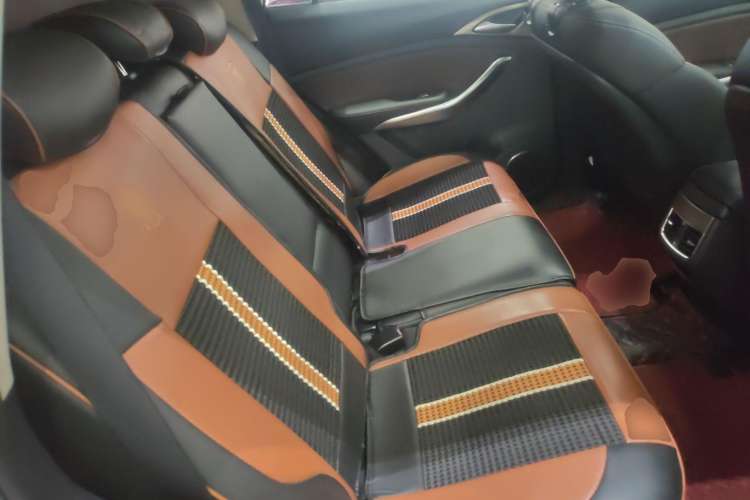 Used BYD Song New Energy 2017 Song DM 1.5TID All-Wheel Drive Luxury Model Right Rear Seat
