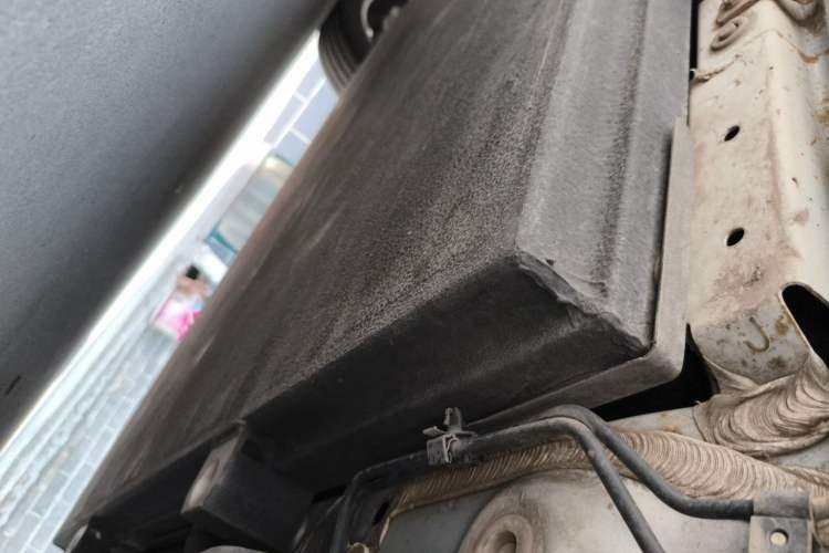 Used BYD Song New Energy 2018 Song EV400 Smart Connectivity Enjoyment Model Chassis Front Right