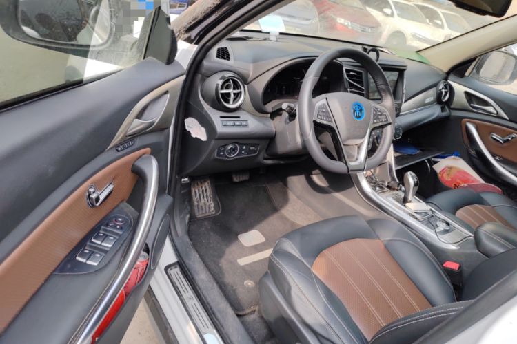 Used BYD Song New Energy 2018 Song EV400 Smart Connectivity Enjoyment Model Driver Seat