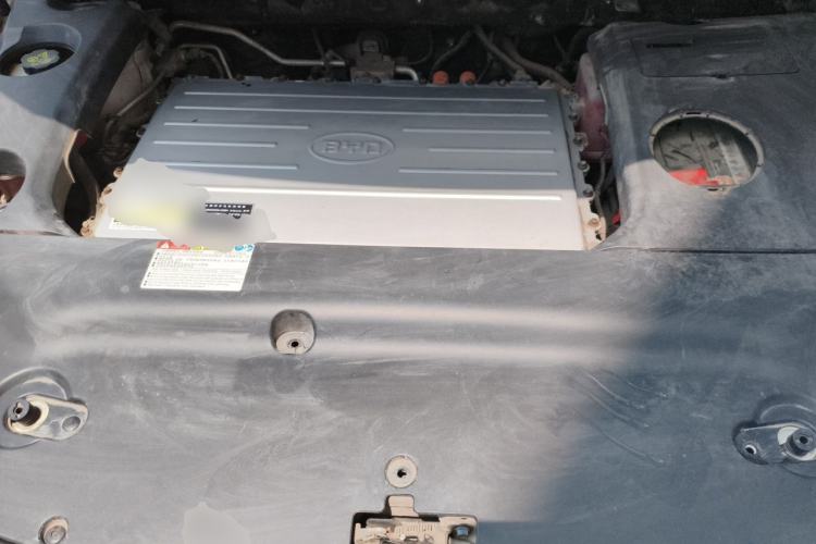Used BYD Song New Energy 2018 Song EV400 Smart Connectivity Enjoyment Model Engine Bay