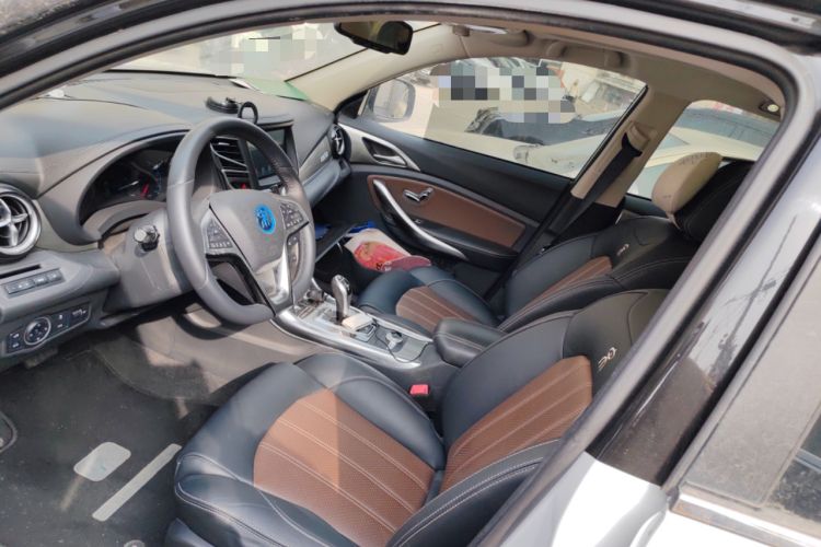 Used BYD Song New Energy 2018 Song EV400 Smart Connectivity Enjoyment Model Left Front Seat