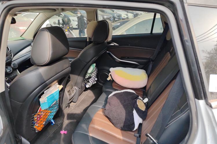 Used BYD Song New Energy 2018 Song EV400 Smart Connectivity Enjoyment Model Left Rear Seat