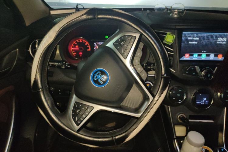 Used BYD Song New Energy 2018 Song EV400 Smart Connectivity Advanced Model Steering Wheel