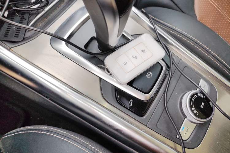 Used BYD Song New Energy 2018 Song EV400 Smart Connectivity Enjoyment Model Vehicle Key