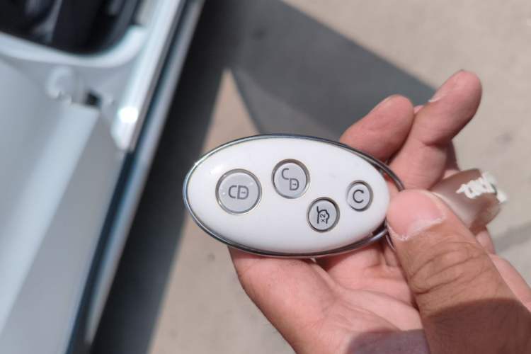 Used BYD Song New Energy 2018 Song EV400 Smart Connectivity Enjoyment Model Vehicle Key