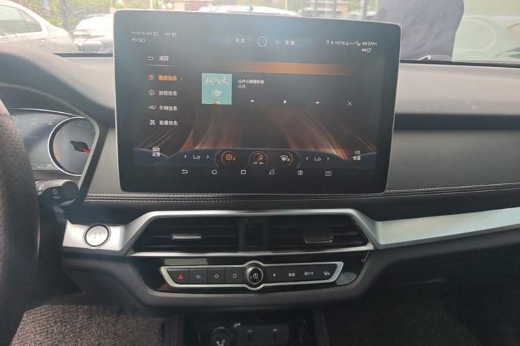 Used BYD Song New Energy 2019 Song DM 1.5TID Smart Connect Sharp Edition Audio And AC Panel