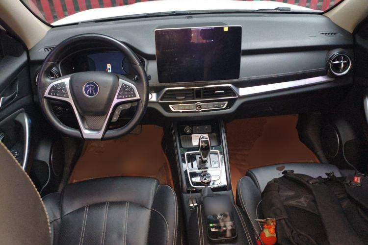 Used BYD Song New Energy 2019 Song DM 1.5TID Smart Connect Sharp Edition Center Console