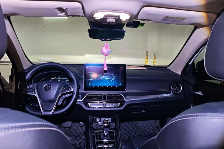 Used BYD Song New Energy 2019 Song DM 1.5TID Smart Connect Sharp Edition Center Console