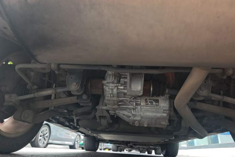 Used BYD Song New Energy 2019 Song DM 1.5TID Smart Connect Sharp Edition Chassis Rear