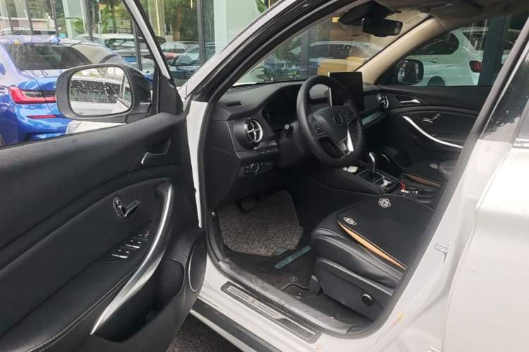Used BYD Song New Energy 2019 Song DM 1.5TID Smart Connect Sharp Edition Driver Seat