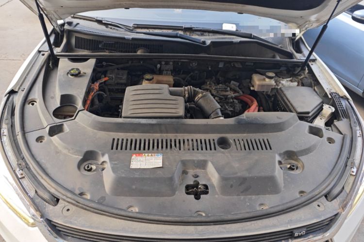 Used BYD Song New Energy 2019 Song DM 1.5TID Smart Connect Sharp Edition Engine Bay