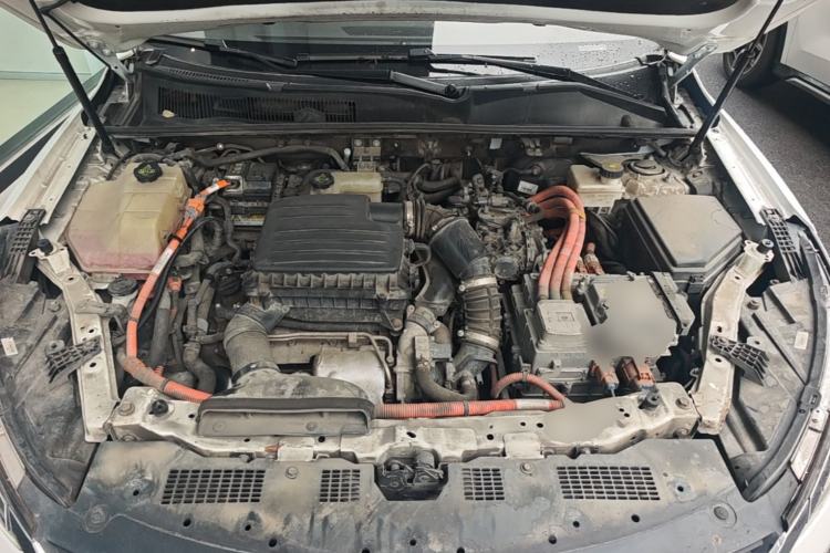 Used BYD Song New Energy 2019 Song DM 1.5TID Smart Connect Sharp Edition Engine Bay