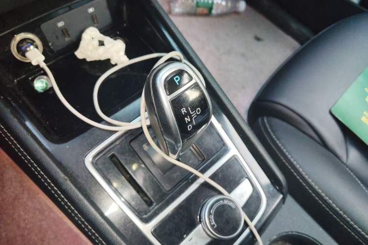 Used BYD Song New Energy 2019 Song DM 1.5TID Smart Connect Premium Model Gear Lever