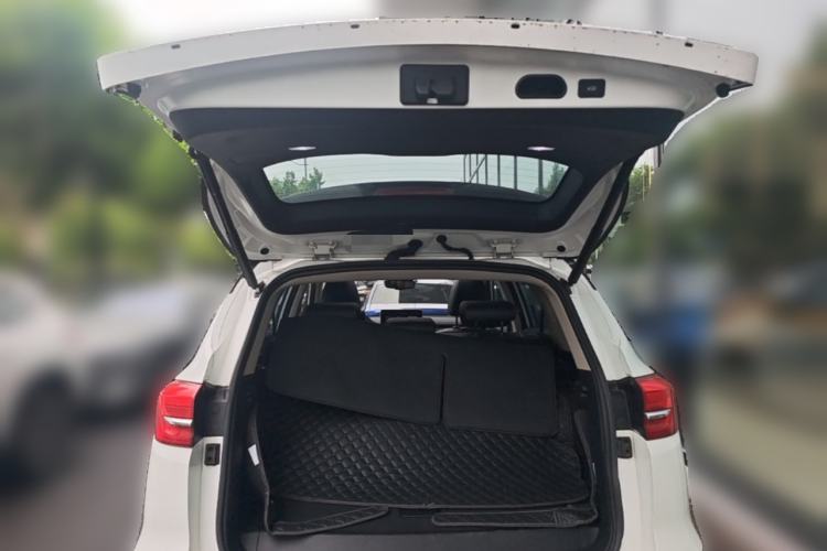 Used BYD Song New Energy 2019 Song DM 1.5TID Smart Connect Sharp Edition Trunk