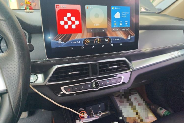 Used BYD Song New Energy 2019 Song EV500 Smart Connect Elite Model Audio And AC Panel