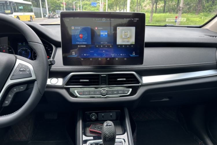 Used BYD Song New Energy 2019 Song DM 1.5TID Smart Connect Dynamic Model Audio And AC Panel