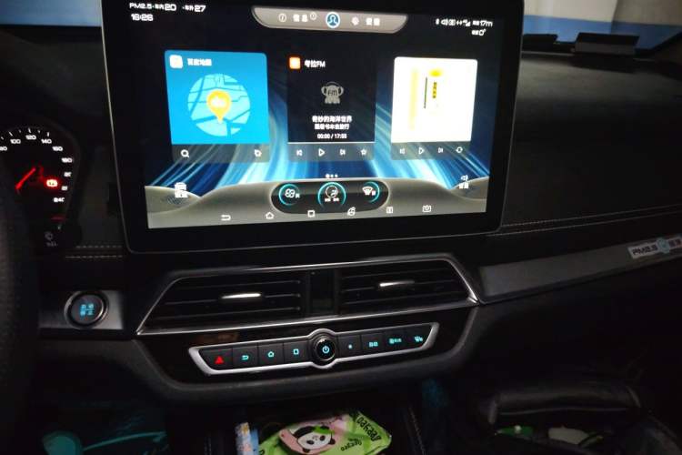 Used BYD Song New Energy 2019 Song DM 1.5TID Smart Connect Dynamic Model Audio And AC Panel