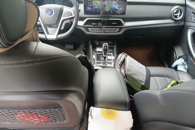 Used BYD Song New Energy 2019 Song DM 1.5TID Smart Connect Premium Model Center Console