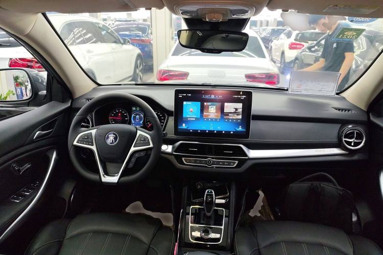 Used BYD Song New Energy 2019 Song DM 1.5TID Smart Connect Dynamic Model Center Console