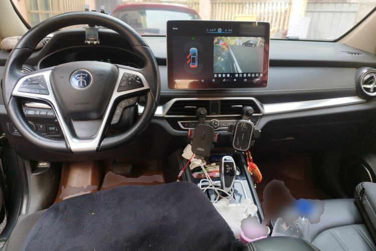 Used BYD Song New Energy 2019 Song DM 1.5TID Smart Connect Premium Model Center Console