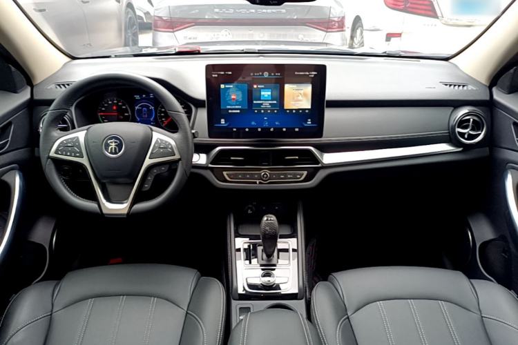 Used BYD Song New Energy 2019 Song DM 1.5TID Smart Connect Dynamic Model Center Console