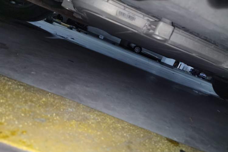 Used BYD Song New Energy 2019 Song DM 1.5TID Smart Connect Premium Model Chassis Front Left
